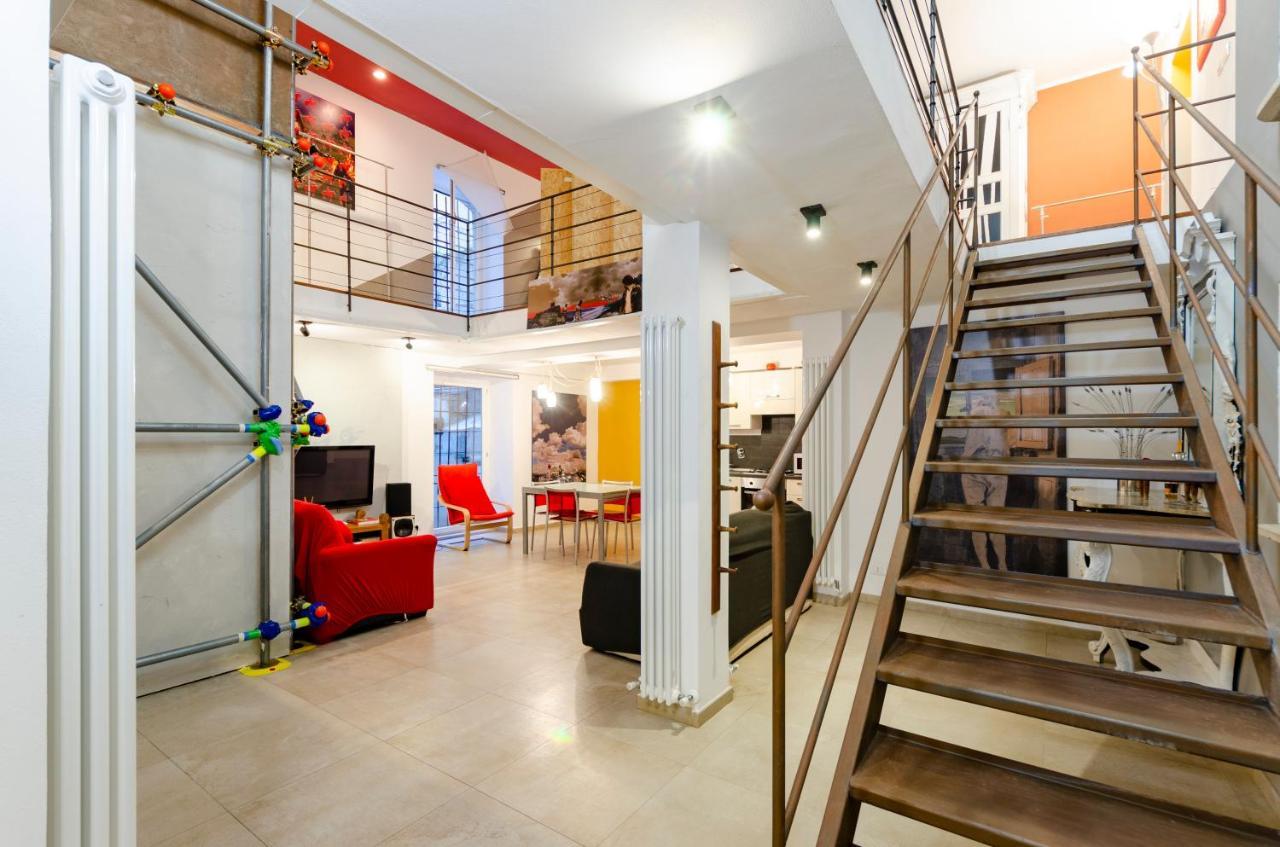 Joivy Vibrant Open-Plan Apt For 6 In Historic Centre Lägenhet Genua Exteriör bild
