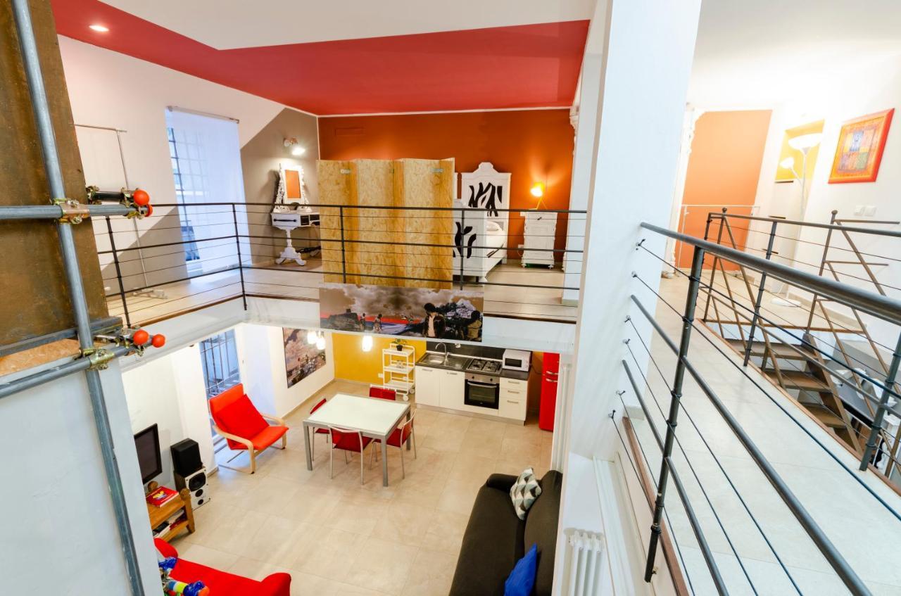 Joivy Vibrant Open-Plan Apt For 6 In Historic Centre Lägenhet Genua Exteriör bild